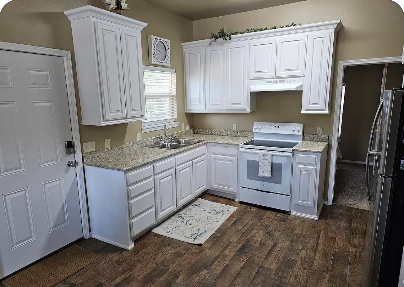 3 bed, 1420 sqft, $1,200 — Photo 2
