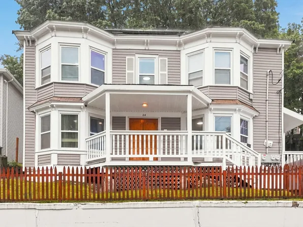24 Walnut St, Fitchburg, MA 01420