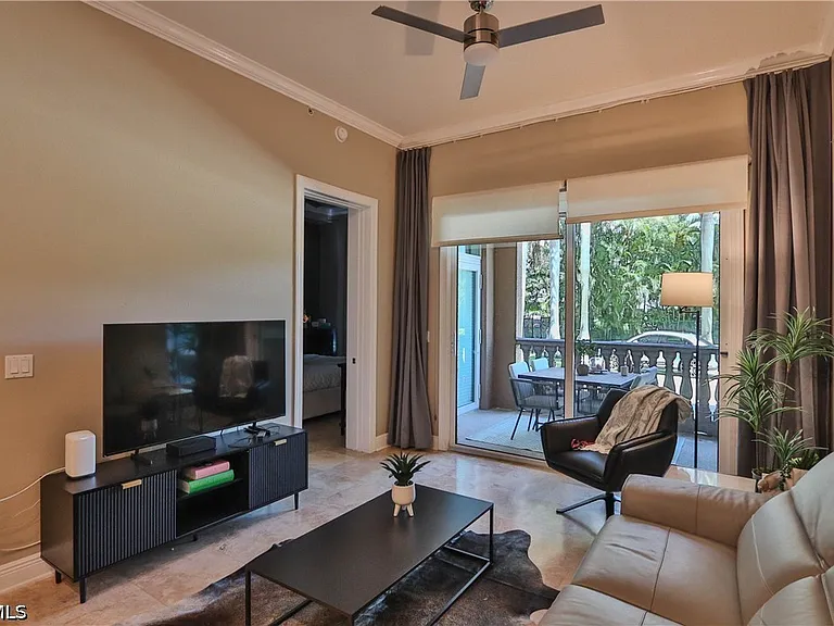 2825 Palm Beach Blvd #116 — Photo 44