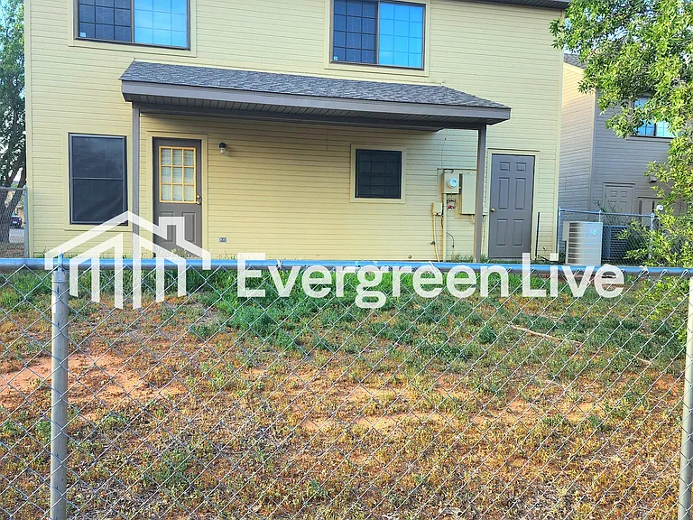 233 Raven Dr — Photo 25