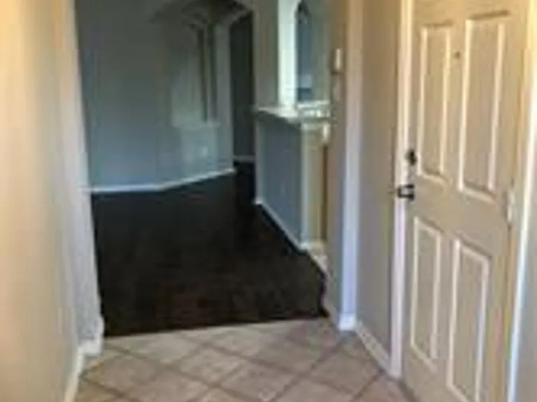 5728 Calloway Dr — Photo 6
