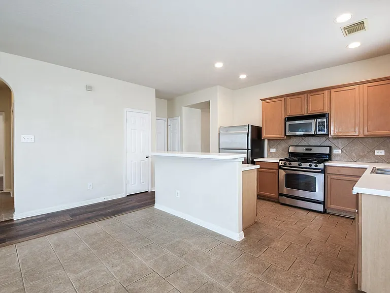 2029 Creek Run Dr — Photo 15