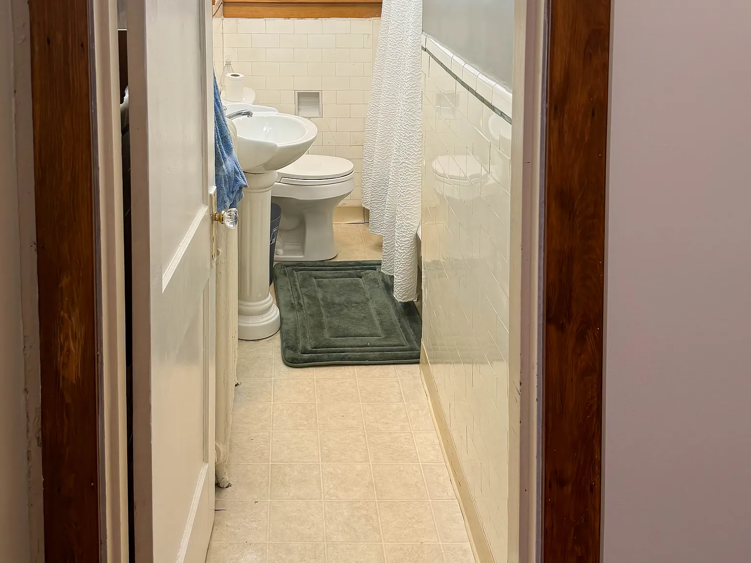 2 bed, 1075 sqft, $1,425 — Photo 4
