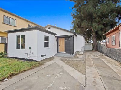 898 E 57th St, Los Angeles, CA, 90011