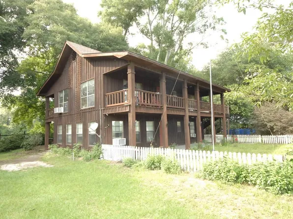 75 Camp Dr, Foxworth, MS 39483