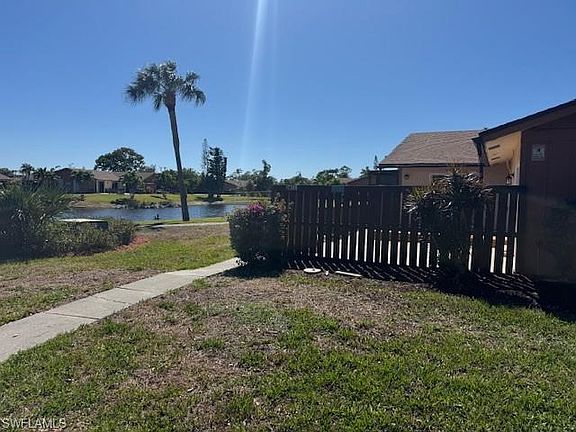 3rd image of 17305 Timber Oak LN
