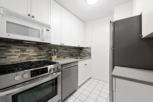 Sold by Douglas Elliman | media 4