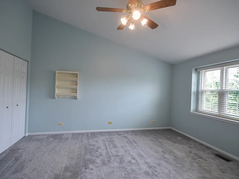 376 Bentley Pl — Photo 8