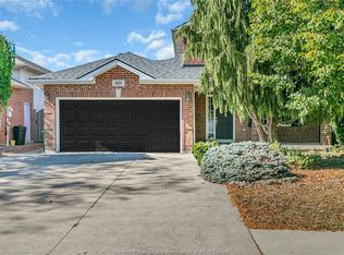 1459 Clover Ave, Windsor, ON N8P1R2