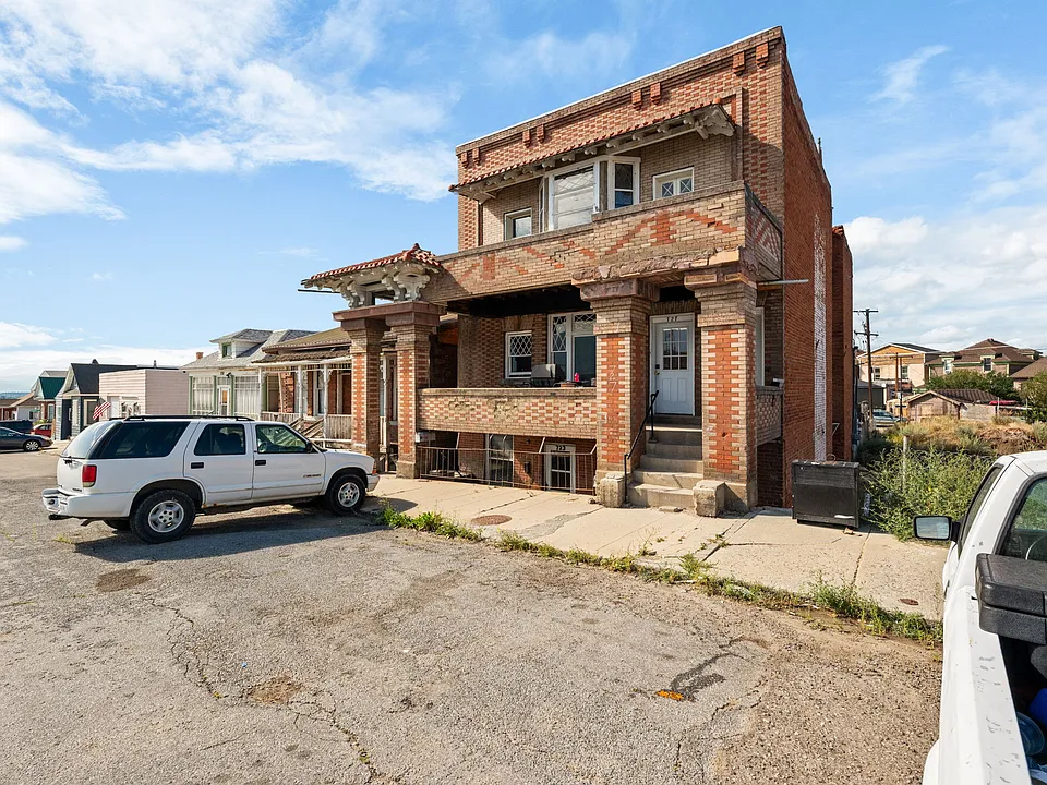 725 Maryland Ave #725