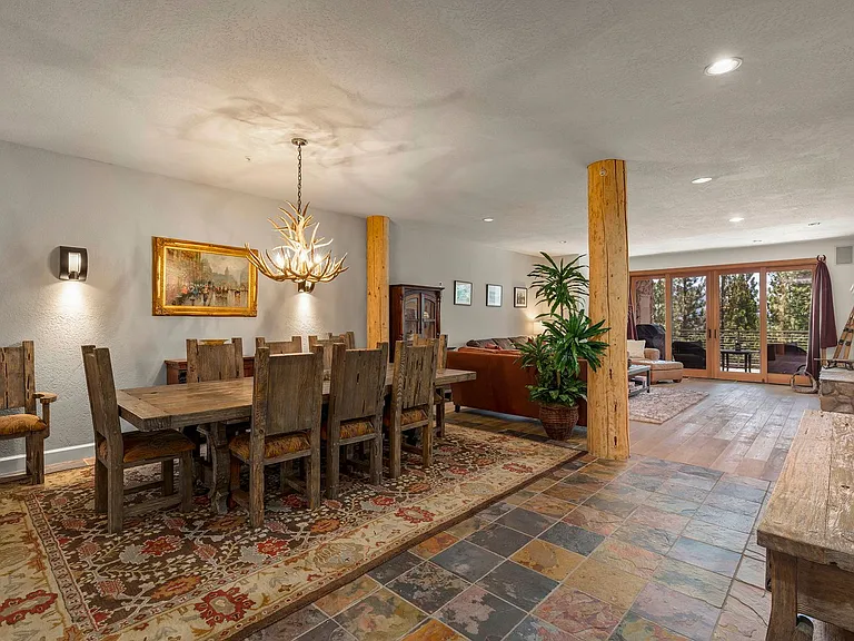 933 Northwood Blvd #8 — Photo 4