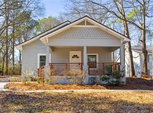 2200 Ben Hill Rd, East Pt, GA 30344