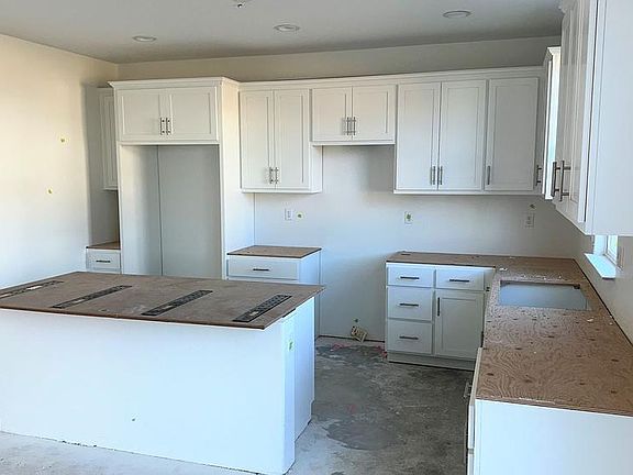 Homesite 462 Kitchen