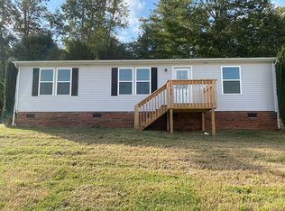 2173 Hunterwood Dr, Hickory, NC 28601