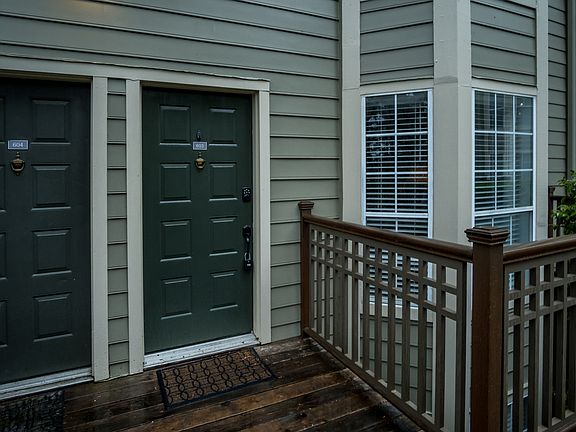 3rd image of 2901 Lenox Way NE Unit 603