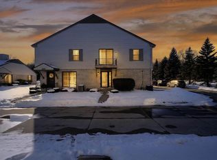 35132 N Bay Cir #16, Harrison Township, MI 48045