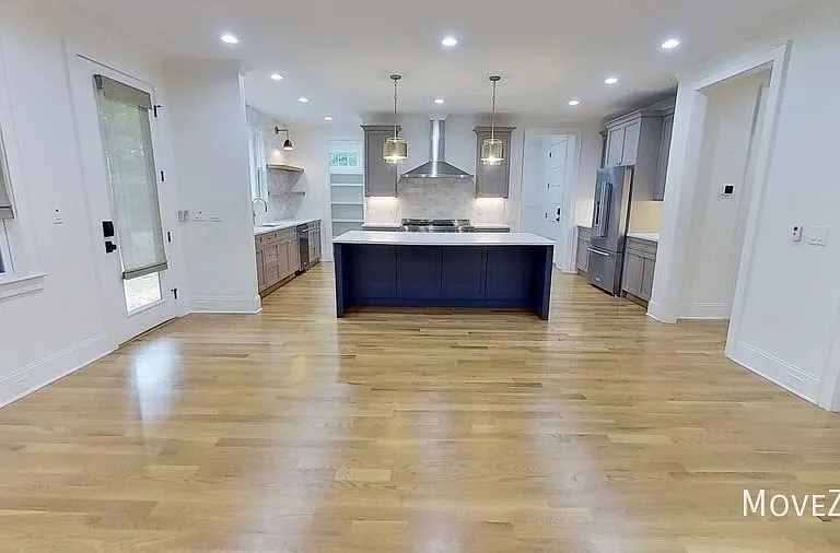1265 Pinecrest Ave — Photo 5