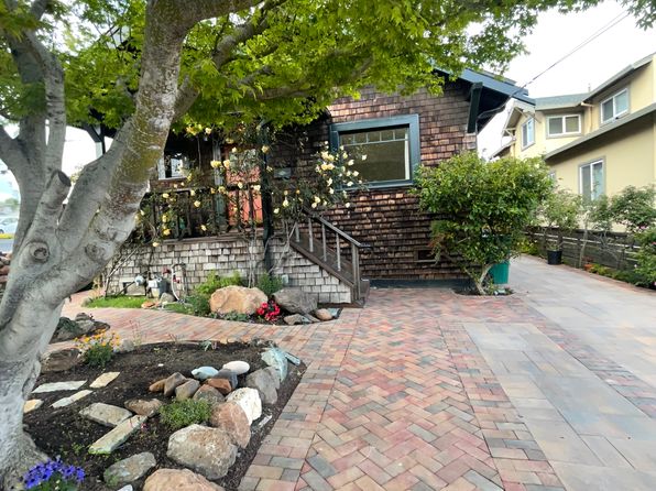 907 Neilson St