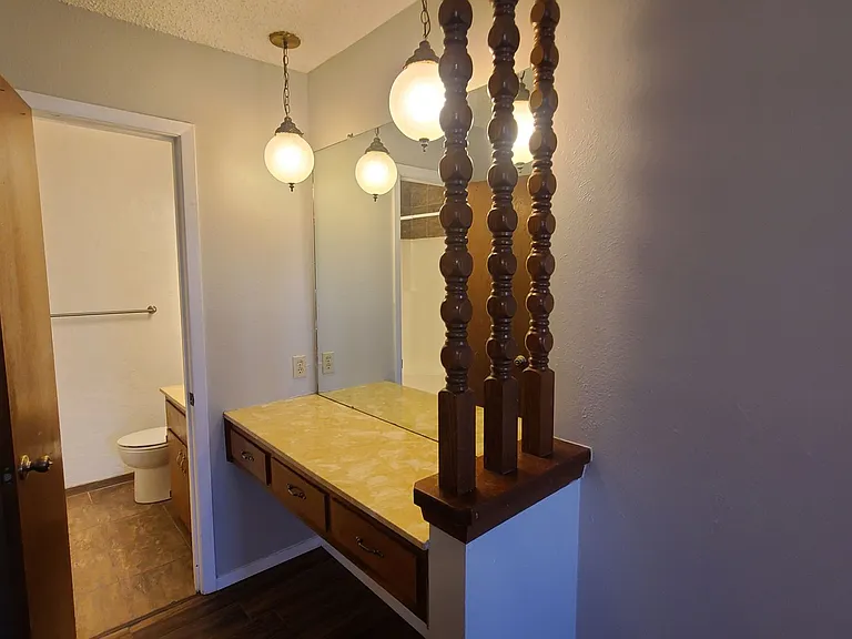 13112 Lamplight Village Ave — Photo 17