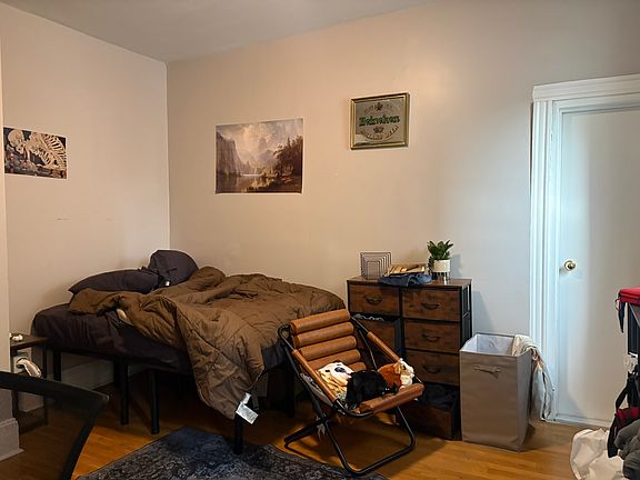 2nd image of 1056 Commonwealth Ave APT 23