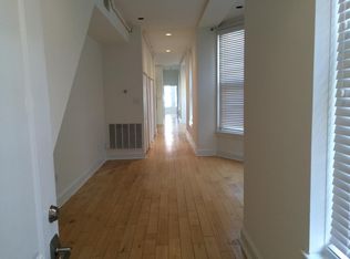 118 Market St APT 102, Philadelphia, PA 19106
