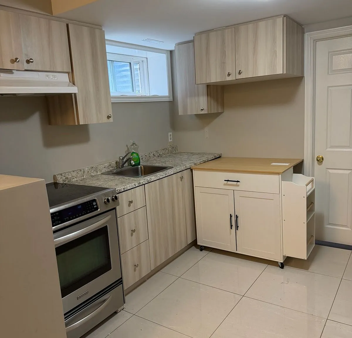 2 bed, $1,650 — Photo 3