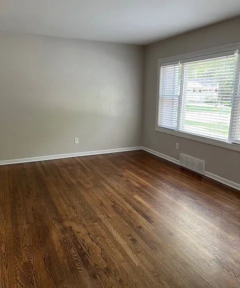 8015 Outlook Dr — Photo 11
