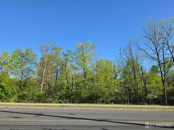 631 Park Ave, Piscataway, NJ 08854
