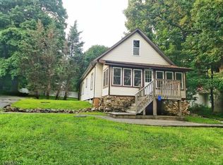 15 Nolans Point Rd, Lake Hopatcong, NJ 07849