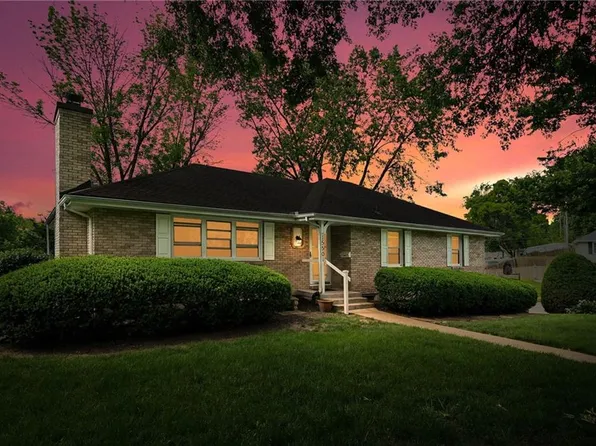 15501 E 44th Ter S, Independence, MO 64055