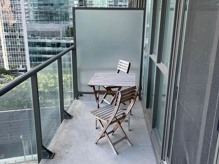 55 Bremner Blvd #1306 — Photo 11