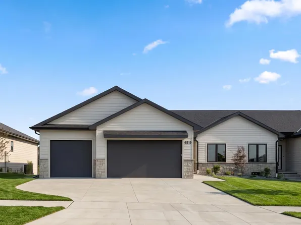 4519 Elk Creek Rd, Sioux City, IA 51106