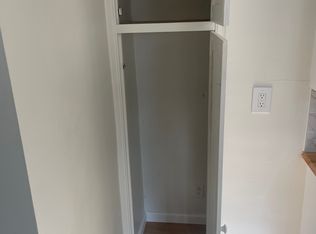 319 5th St NE, Barberton, OH 44203