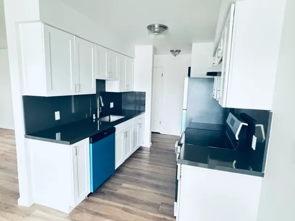 465 Kelly Ave #A, Half Moon Bay, CA 94019