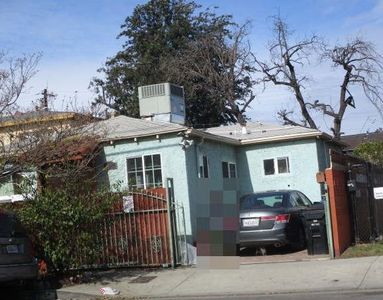 207 E Century Blvd, Los Angeles, CA, 90003