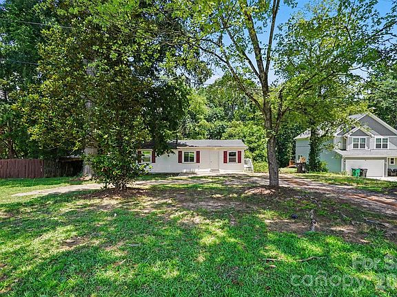 2nd image of 8232 Starnes Randall Rd