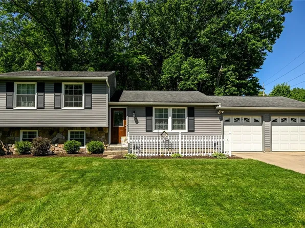 4092 Hummingbird Trl, Stow, OH 44224