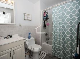 4 Egmont St, Brookline, MA