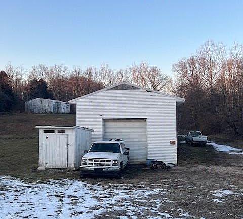 2nd image of 8640 W Georgetown Rd