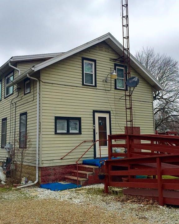 2nd image of 12356 Marne Rd NE
