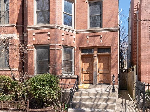 3rd image of 1029 N Winchester Ave #Ua1