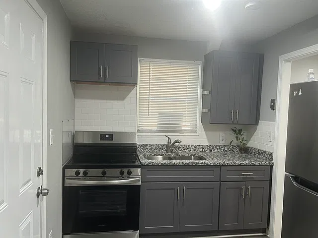 2 bed, 700 sqft, $1,450 — Photo 4