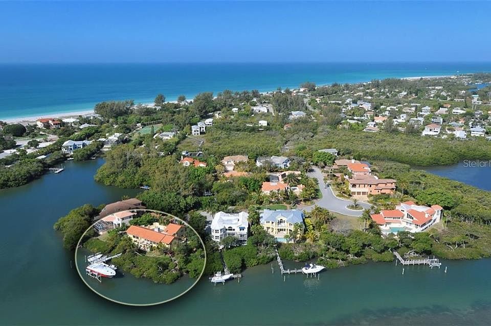 2nd image of 773 Hideaway Bay Dr