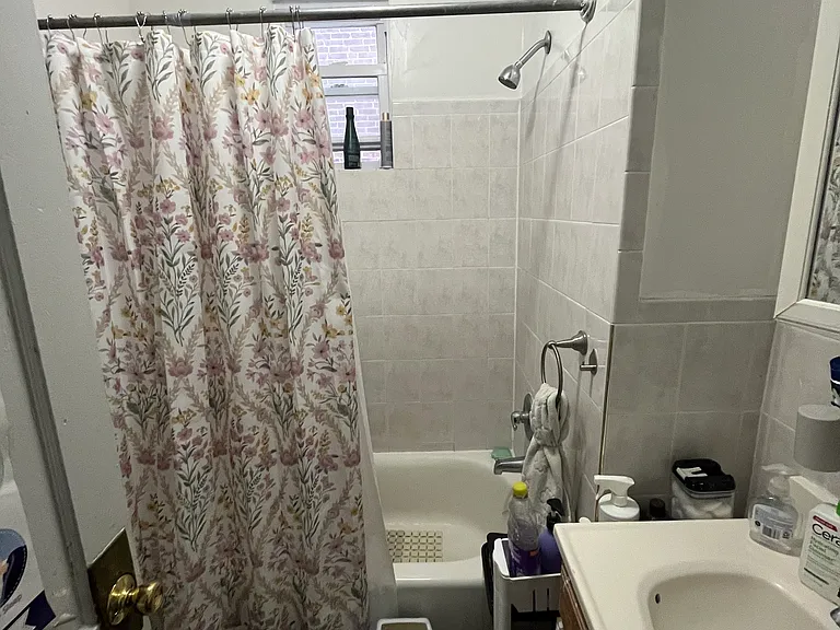 4426 Osage Ave #1R — Photo 11