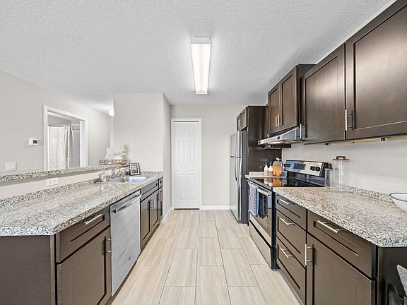 3rd image of 484 Mercury Ave SE #461-101