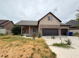 783 W Meadow Side Dr, Saratoga Springs, UT 84045