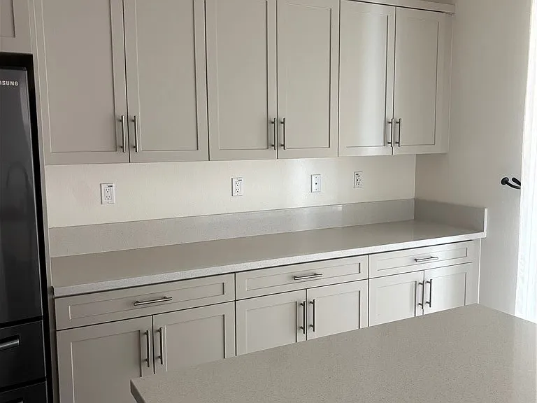 2565 E Embry Ln — Photo 10