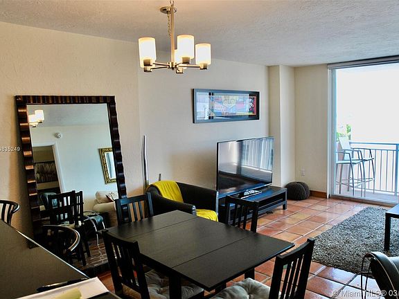 3rd image of 345 Ocean Dr APT 514