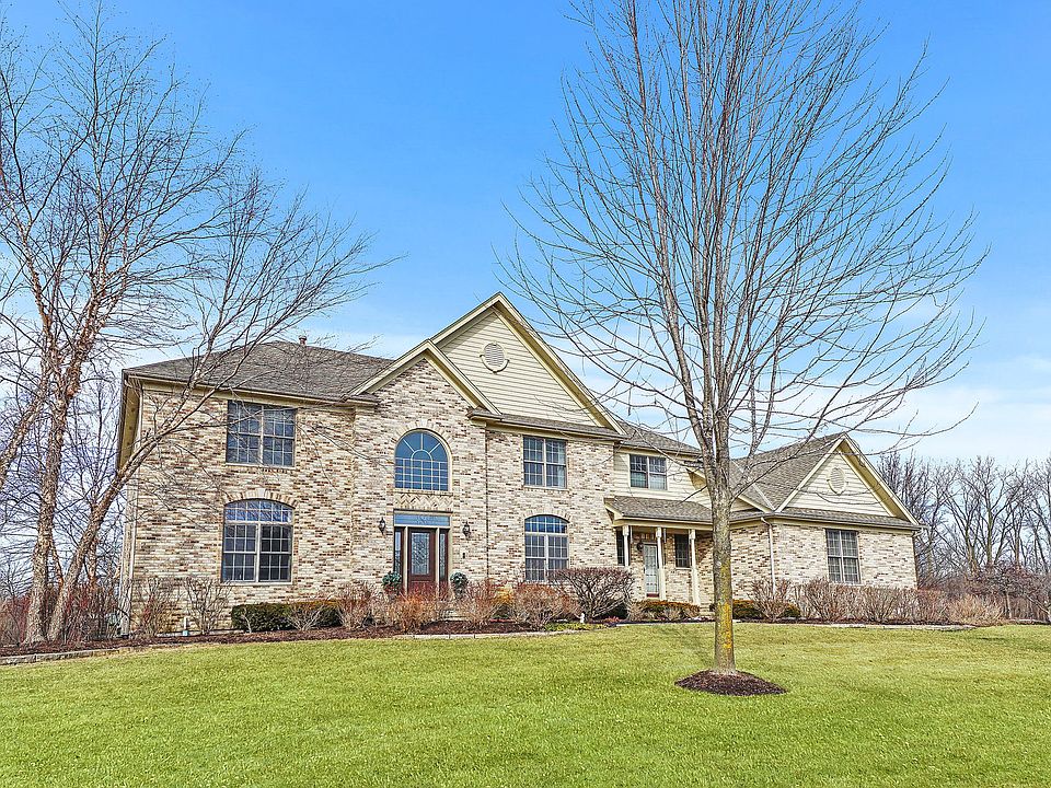 1st image of 8 Harrington Ct