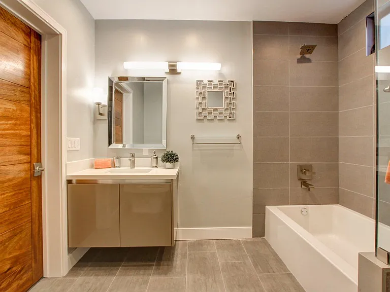 330 Salem St #304 — Photo 22